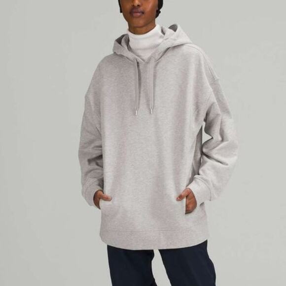 Lululemon Women's Perfectly Oversized Hoodie Heathered in Core Light Grey - Picture 1 of 9